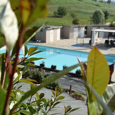 Casa Di Giulia: Rustic Charm With Pool And Park Views * Serravalle d'Asti